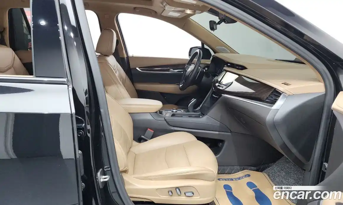 Cadillac XT6 2022 3.6 гидро в Москве № 1842015, фото 17