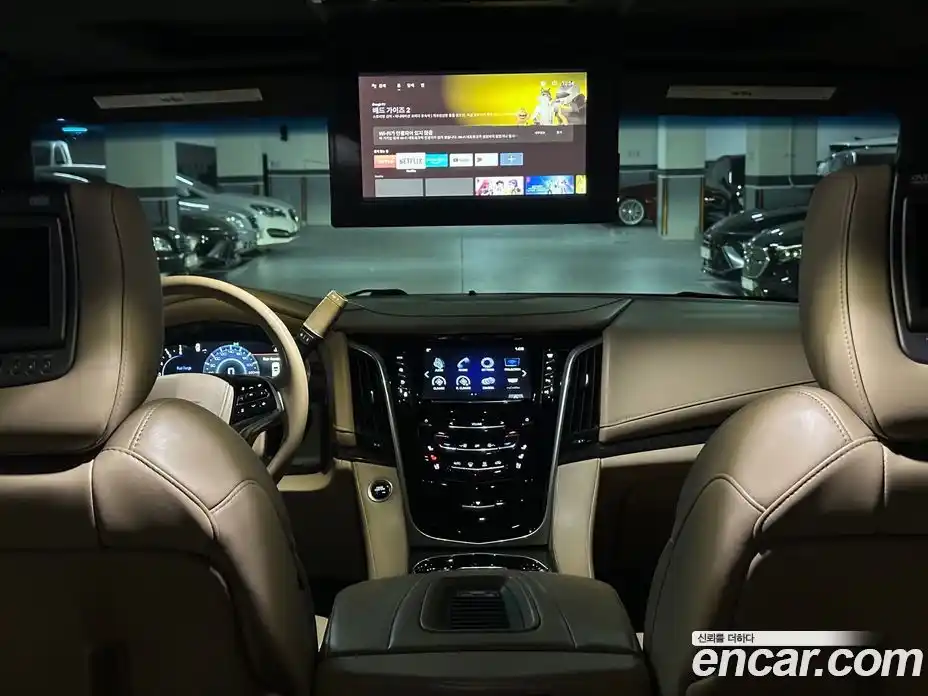 Cadillac Escalade 2018 6.2 гидро в Москве № 1842511, фото 12