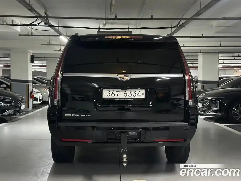 Cadillac Escalade 2018 6.2 гидро в Москве № 1842511, фото 4