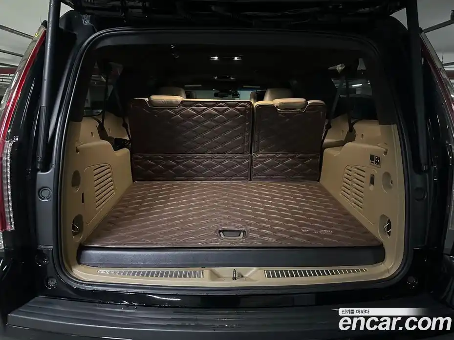 Cadillac Escalade 2018 6.2 гидро в Москве № 1842511, фото 7