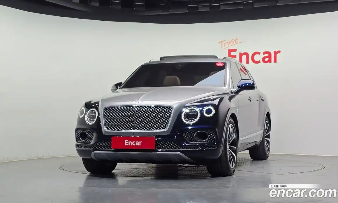 Bentley Bentayga 2017 6.0 гидро, фото 3