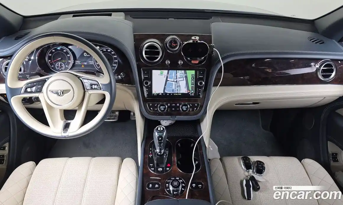 Bentley Bentayga 2017 6.0 гидро, фото 7