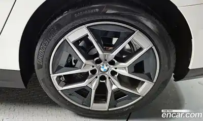 BMW 5-Series 2025 2.0 гидро в Москве № 210156, миниатюра 5