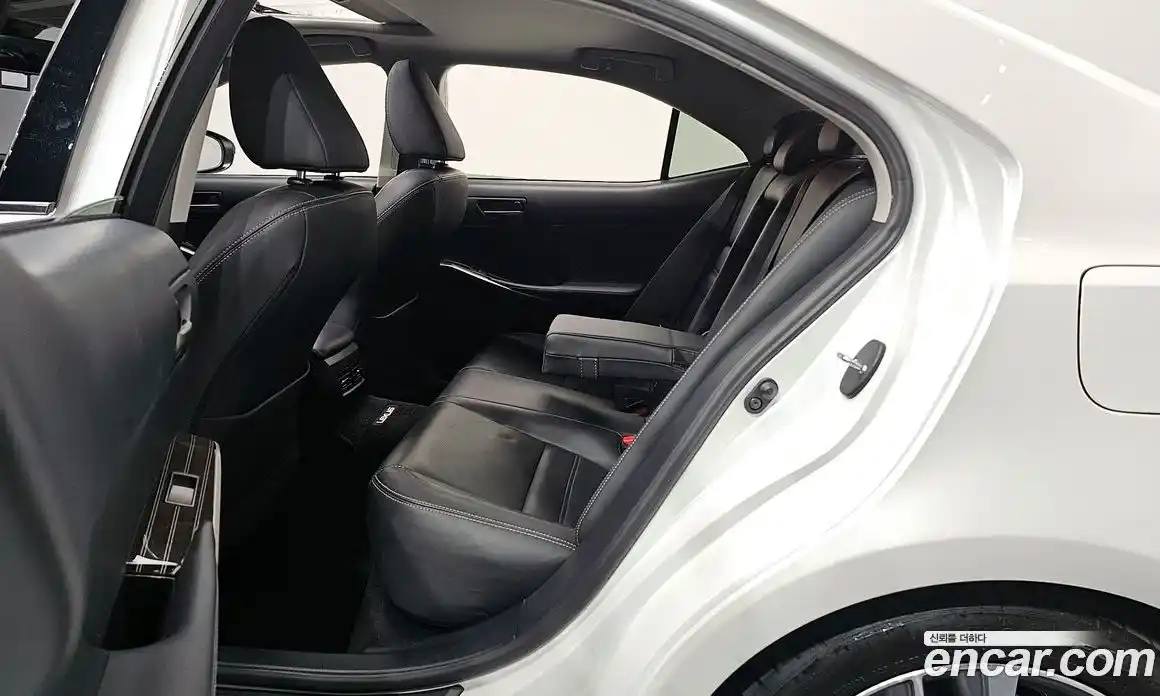 Lexus IS 2019 2.0 гидро в Москве № 232005, фото 12