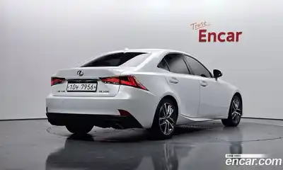 Lexus IS 2019 2.0 гидро в Москве № 232005, миниатюра 2