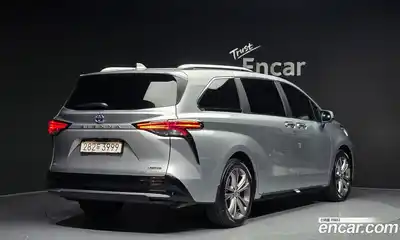 Toyota Sienna 2025 2.5 гидро в Москве № 232836, миниатюра 2