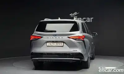 Toyota Sienna 2025 2.5 гидро в Москве № 232836, миниатюра 4