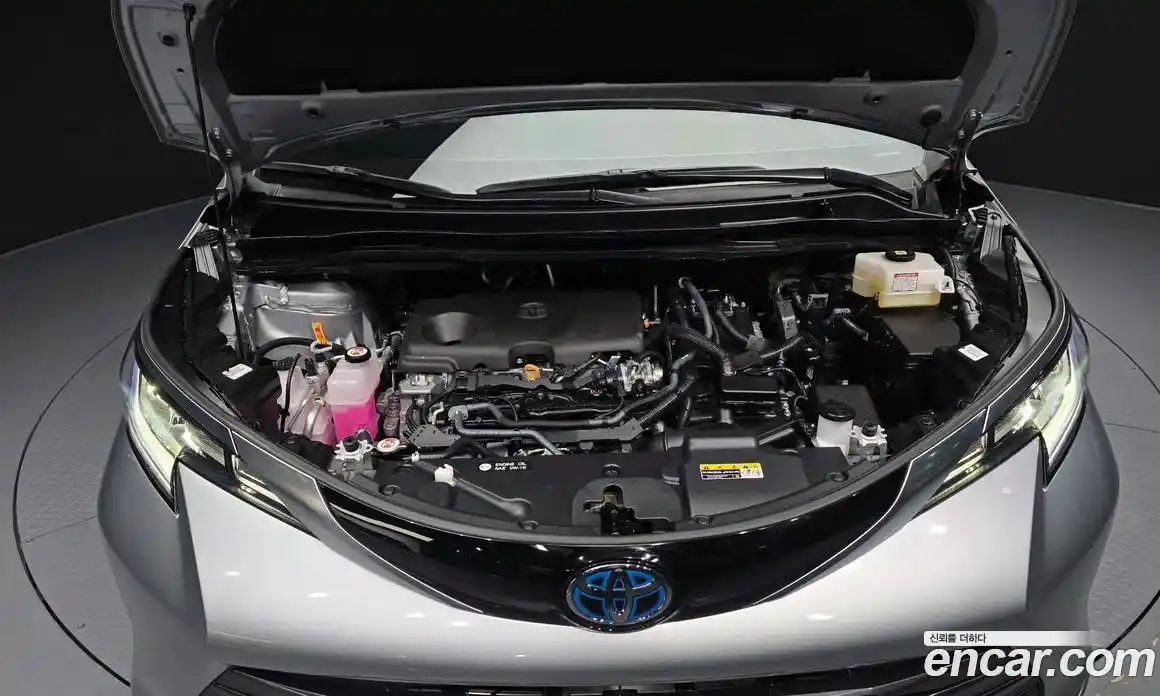 Toyota Sienna 2025 2.5 гидро в Москве № 232836, фото 6