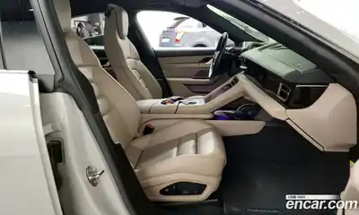 Porsche Taycan 2022 0.1 гидро в Москве № 824239, миниатюра 11