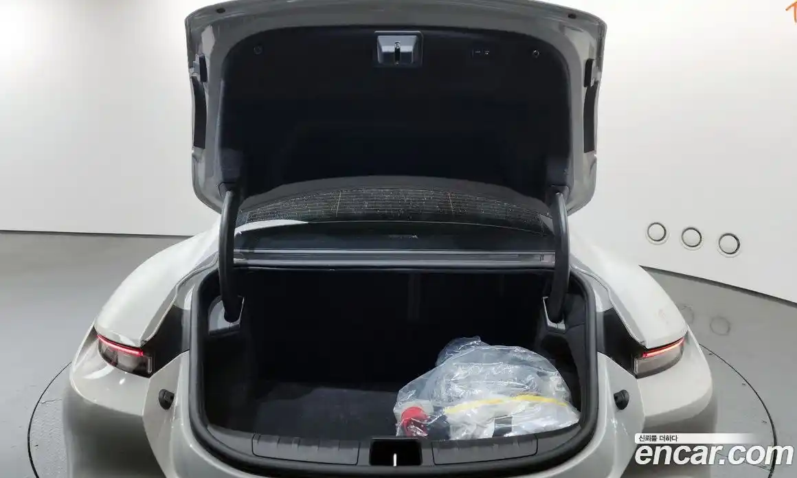 Porsche Taycan 2022 0.1 гидро в Москве № 824239, фото 20