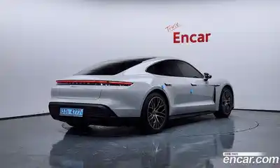 Porsche Taycan 2022 0.1 гидро в Москве № 824239, миниатюра 2
