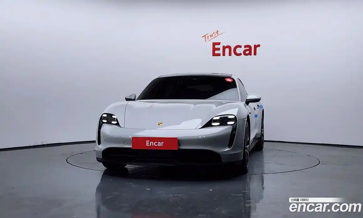 Porsche Taycan 2022 0.1 гидро в Москве № 824239, фото 3