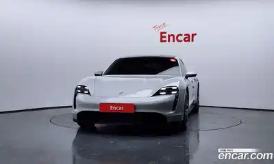 Porsche Taycan 2022 0.1 гидро в Москве № 824239, миниатюра 3