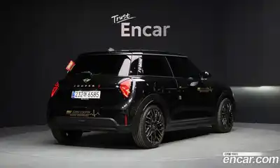 Mini Cooper 2024 2.0 гидро в Москве № 1250726, миниатюра 2