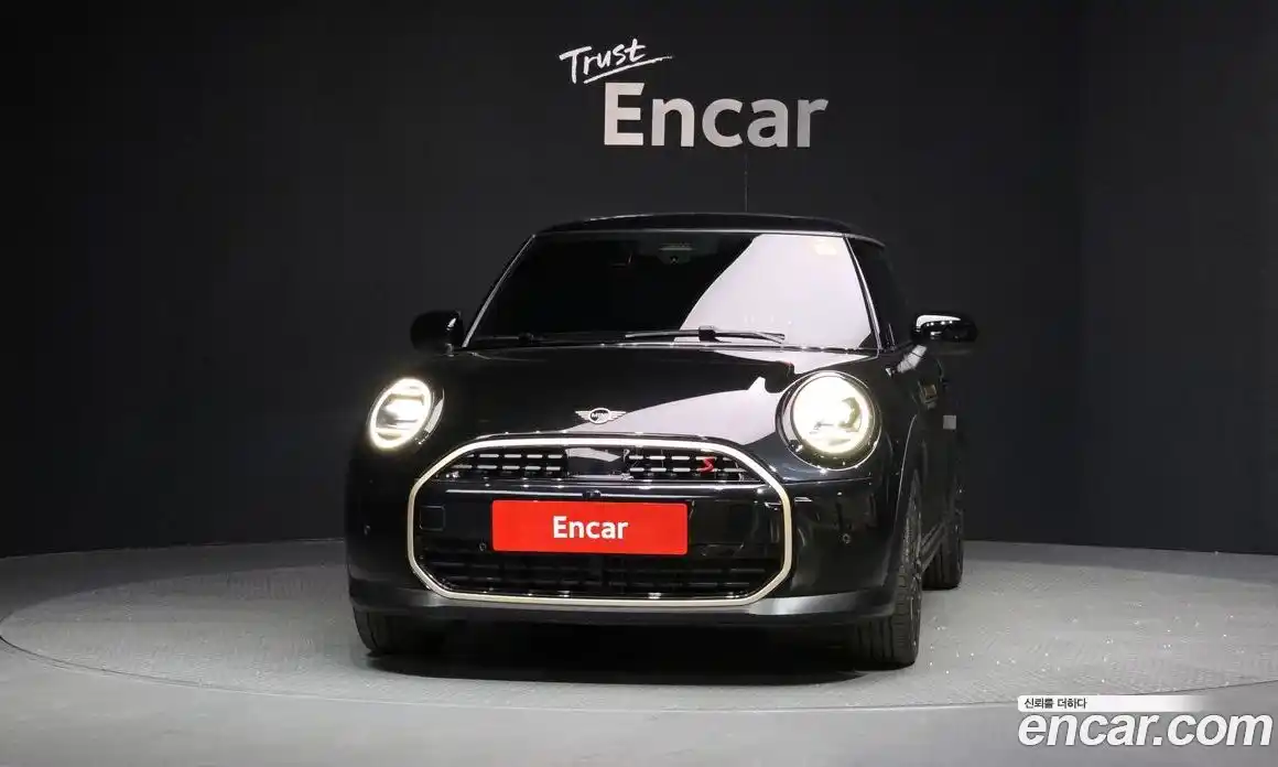 Mini Cooper 2024 2.0 гидро в Москве № 1250726, фото 3