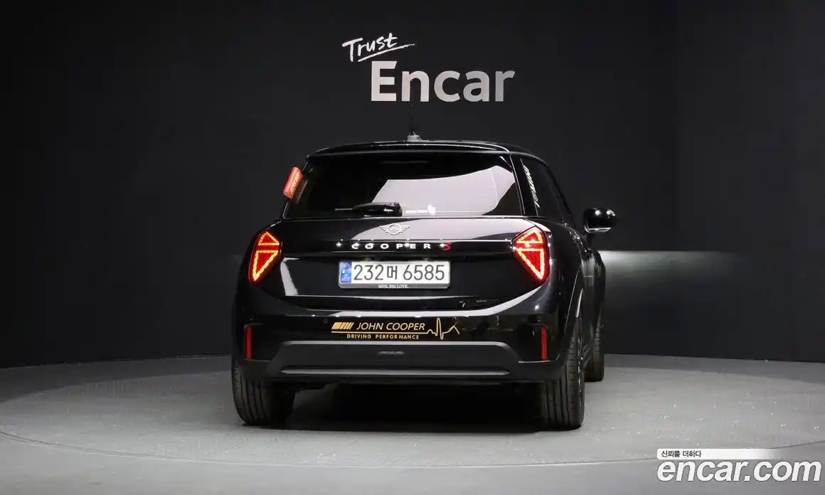 Mini Cooper 2024 2.0 гидро в Москве № 1250726, фото 4