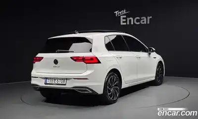 Volkswagen Golf 2023 2.0 гидро в Москве № 1293899, миниатюра 2