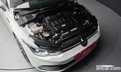Volkswagen Golf 2023 2.0 гидро в Москве № 1293899, миниатюра 6