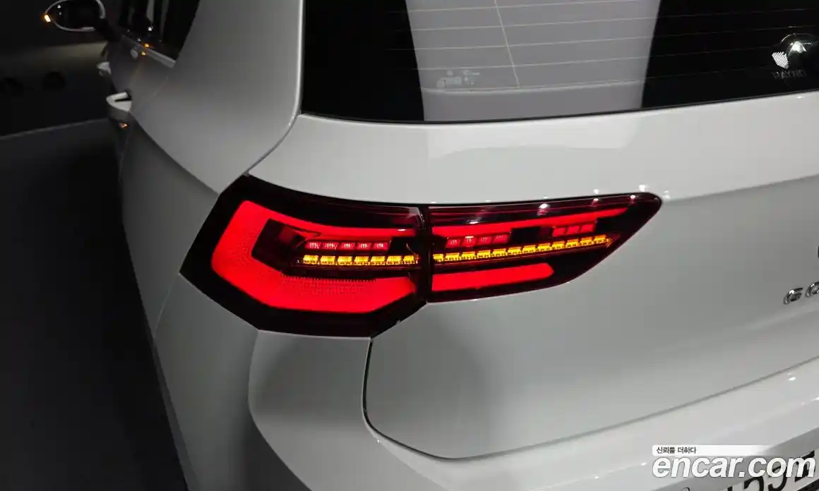 Volkswagen Golf 2023 2.0 гидро в Москве № 1293899, фото 9