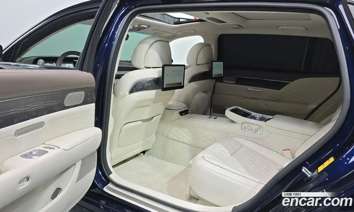 Genesis G90 2023 3.5 гидро в Москве, фото 16