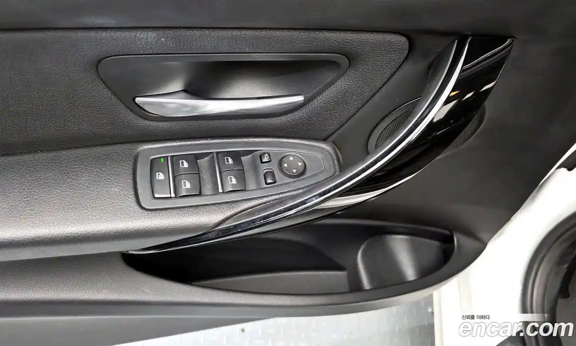 BMW 3-Series 2018 2.0 гидро в Москве № 1321754, фото 27