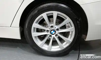 BMW 3-Series 2018 2.0 гидро в Москве № 1321754, миниатюра 7