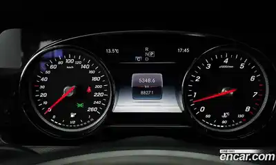 Mercedes-Benz E-Class 2018 2.0 гидро в Москве № 1322293, миниатюра 11