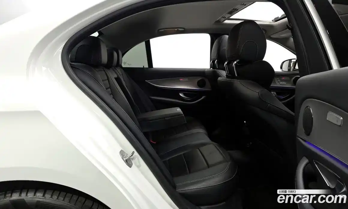 Mercedes-Benz E-Class 2018 2.0 гидро в Москве № 1322293, фото 18