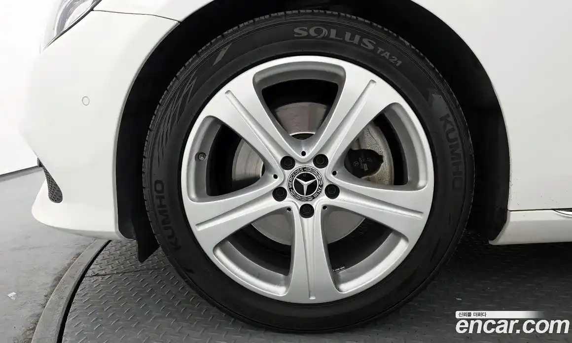 Mercedes-Benz E-Class 2018 2.0 гидро в Москве № 1322293, фото 5