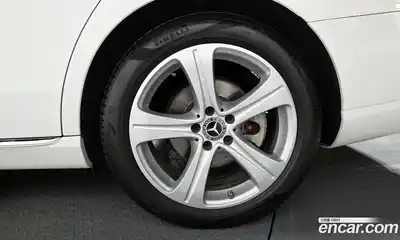 Mercedes-Benz E-Class 2018 2.0 гидро в Москве № 1322293, миниатюра 7