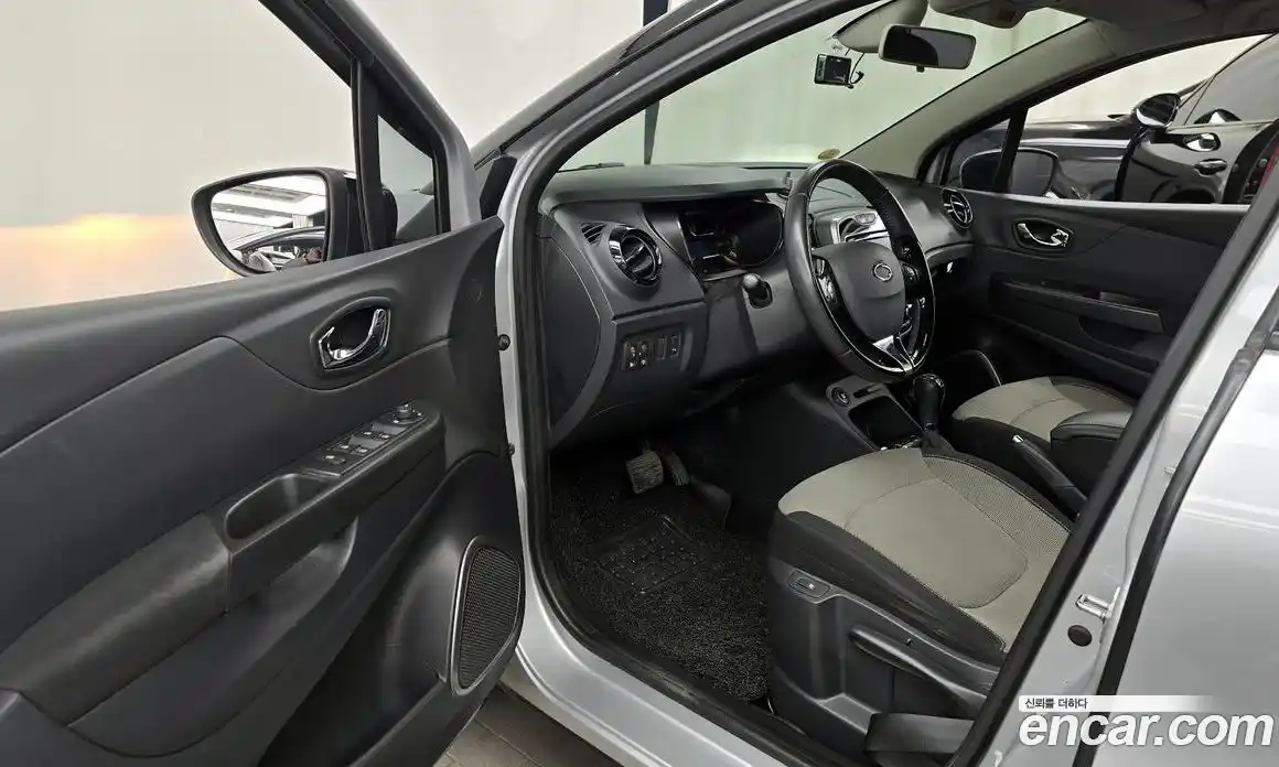 Renault QM3 2014 1.5 гидро в Москве № 1346531, фото 12