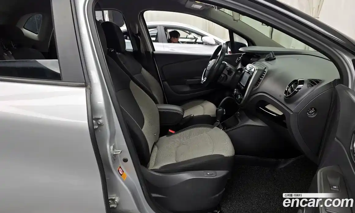 Renault QM3 2014 1.5 гидро в Москве № 1346531, фото 16