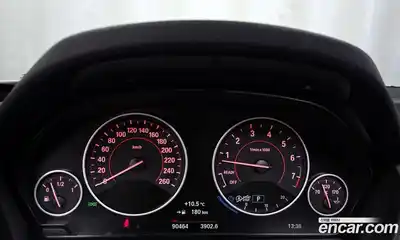 BMW 3-Series 2017 2.0 гидро, миниатюра 11