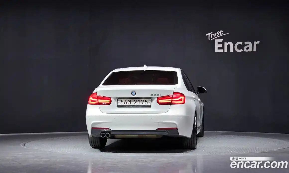BMW 3-Series 2017 2.0 гидро, фото 4