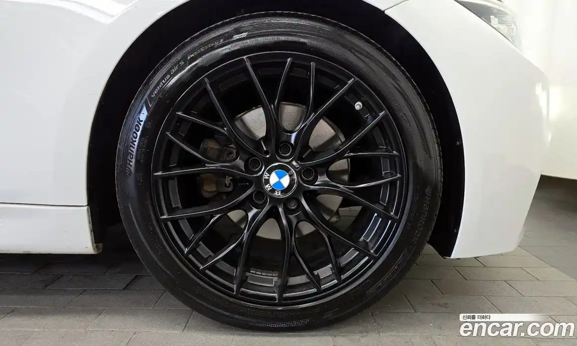 BMW 3-Series 2017 2.0 гидро, фото 7