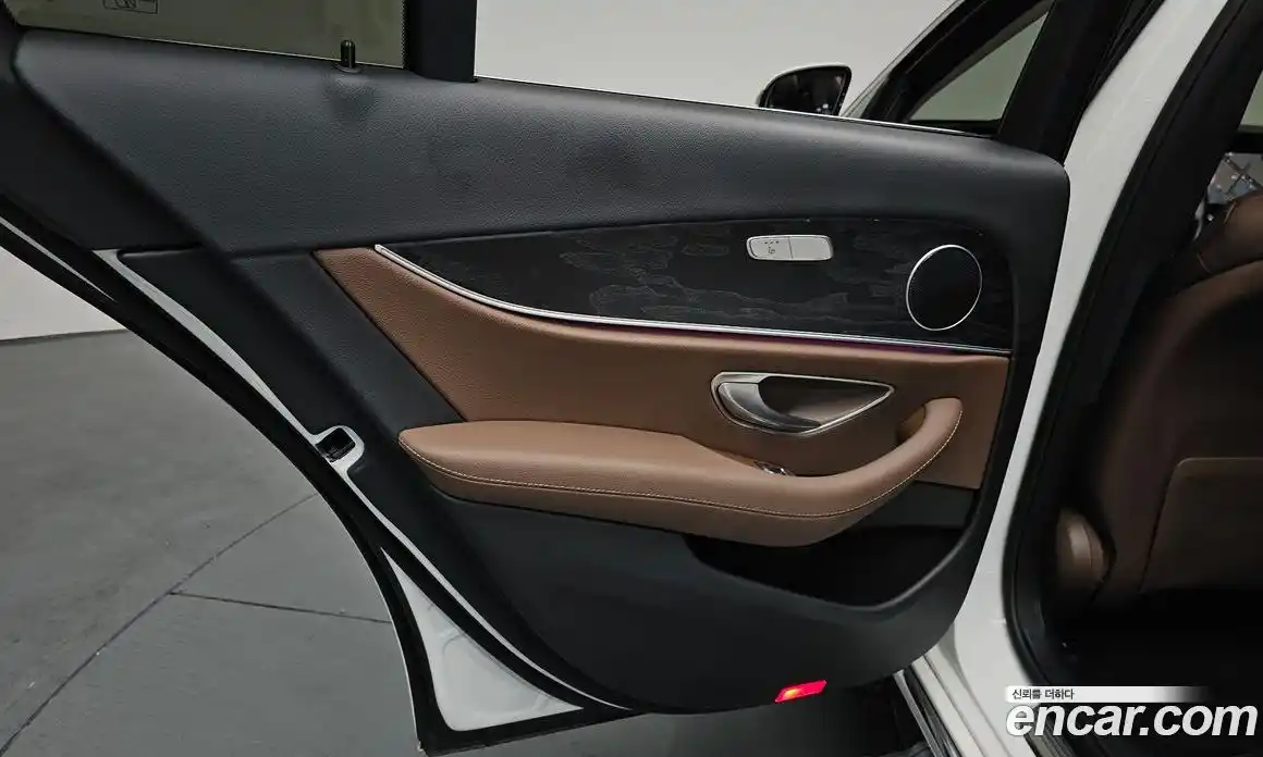 Mercedes-Benz E-Class 2017 1.9 гидро в Москве № 1348061, фото 14