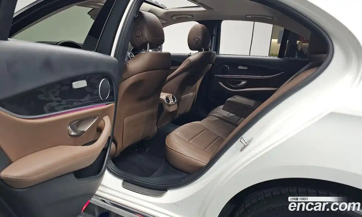 Mercedes-Benz E-Class 2017 1.9 гидро в Москве № 1348061, фото 16