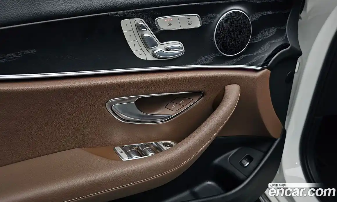 Mercedes-Benz E-Class 2017 1.9 гидро в Москве № 1348061, фото 21