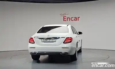 Mercedes-Benz E-Class 2017 1.9 гидро в Москве № 1348061, миниатюра 3