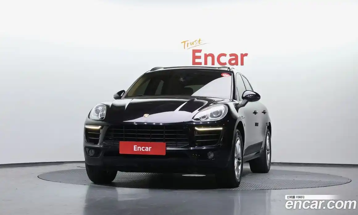 Porsche Macan 2015 2.0 гидро в Москве № 1349240, фото 3