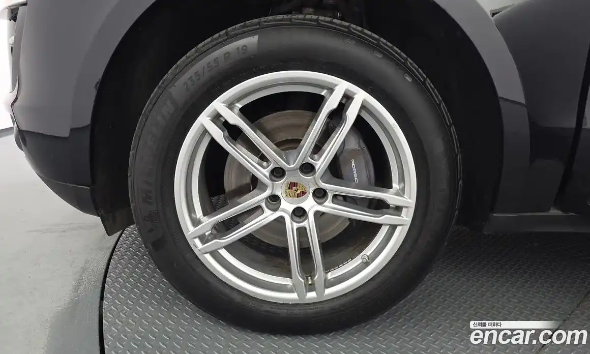 Porsche Macan 2015 2.0 гидро в Москве № 1349240, фото 5