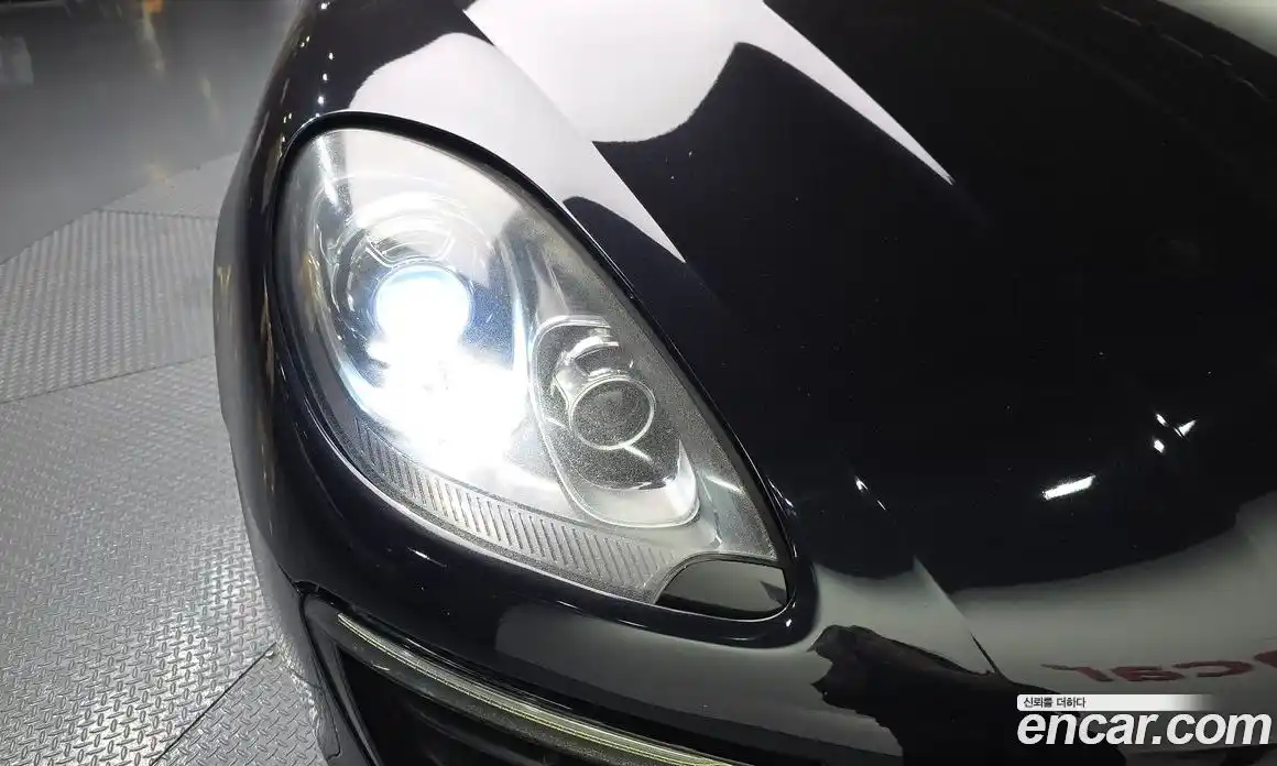 Porsche Macan 2015 2.0 гидро в Москве № 1349240, фото 8