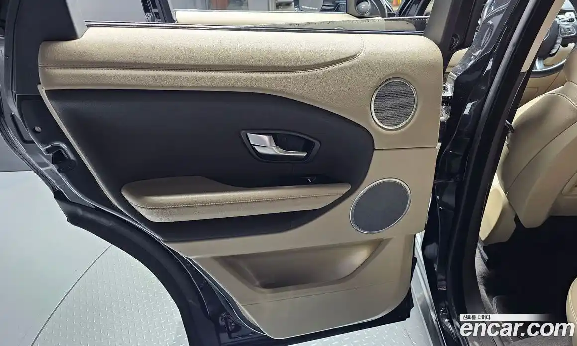 Land Rover Range-Rover Evoque 2018 2.0 гидро в Москве № 1349308, фото 15