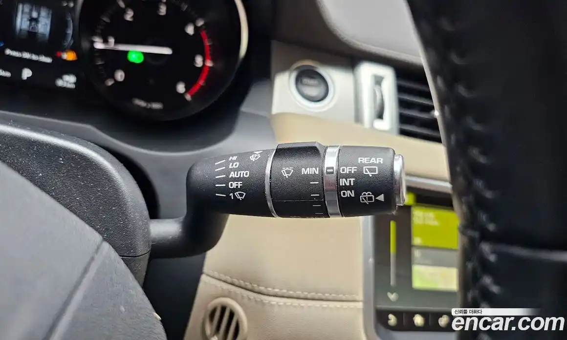Land Rover Range-Rover Evoque 2018 2.0 гидро в Москве № 1349308, фото 28