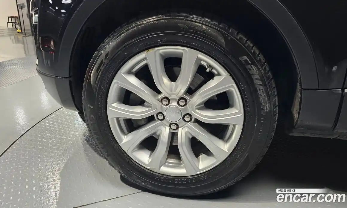 Land Rover Range-Rover Evoque 2018 2.0 гидро в Москве № 1349308, фото 5