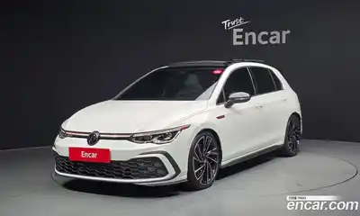 Volkswagen Golf, 2024