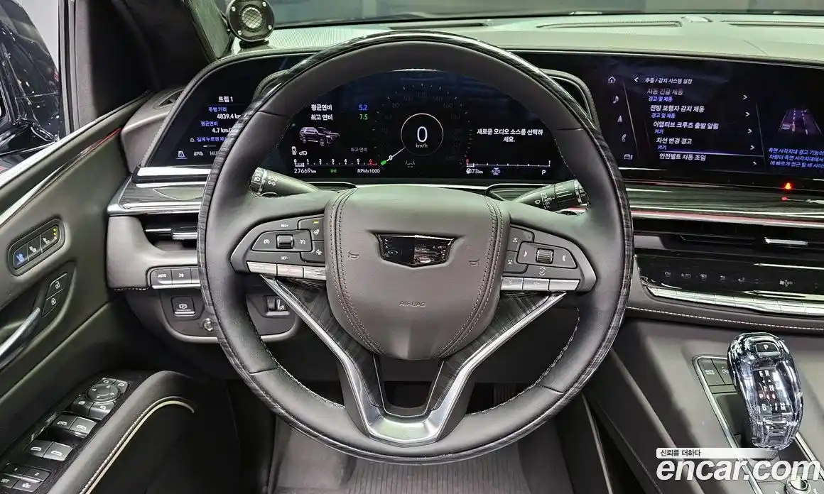 Cadillac Escalade 2023 6.2 гидро в Москве № 1351311, фото 19