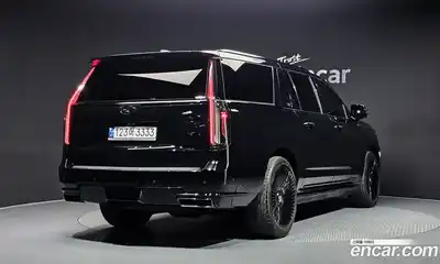 Cadillac Escalade 2023 6.2 гидро в Москве № 1351311, миниатюра 2