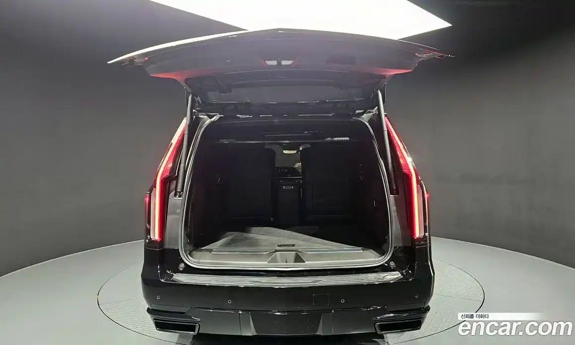 Cadillac Escalade 2023 6.2 гидро в Москве № 1351311, фото 34