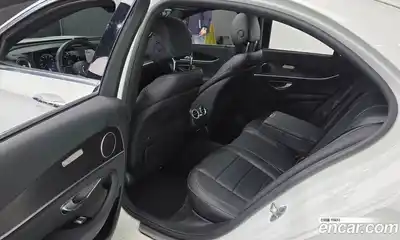 Mercedes-Benz E-Class 2022 2.0 гидро в Москве № 138907, миниатюра 11